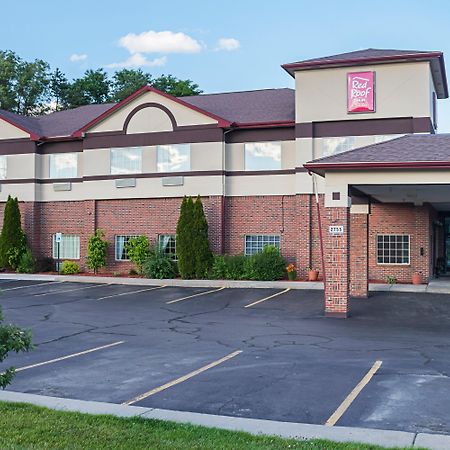 Red Roof Inn & Suites Lake Orion / Auburn Hills Exterior foto